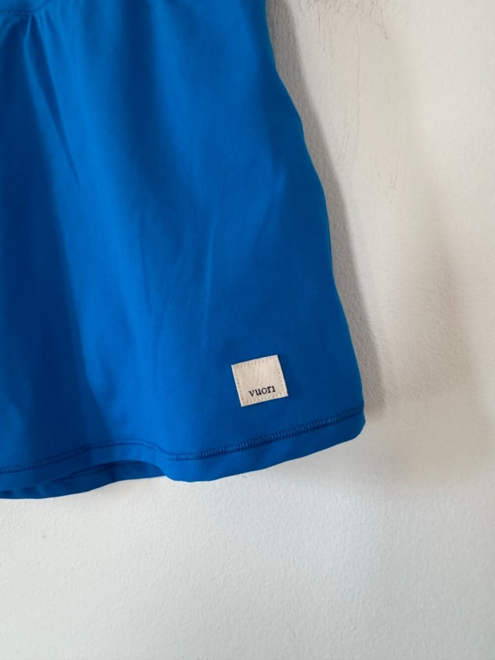 Vuori Daily Skirt Blue - Picture 2 of 11